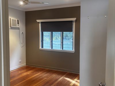 17 Sheerwater Parade, Douglas