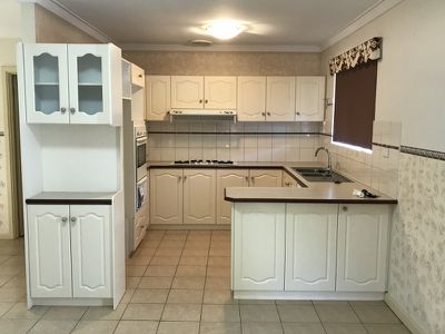 114 Telford Cres, Stirling