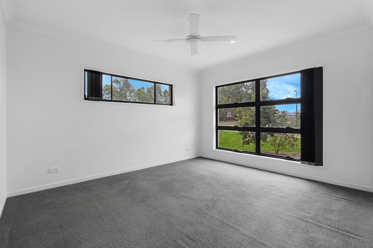 30 Thames Drive, Regents Park