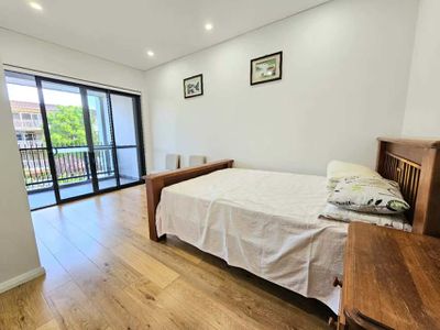 4 / 2 Wyralla Avenue, Epping
