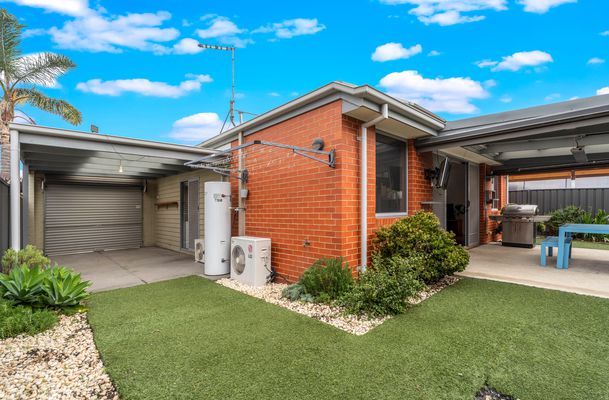 19 Millstream Pass, Craigieburn
