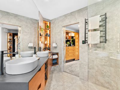 114A Hillview Crescent, Whitfield