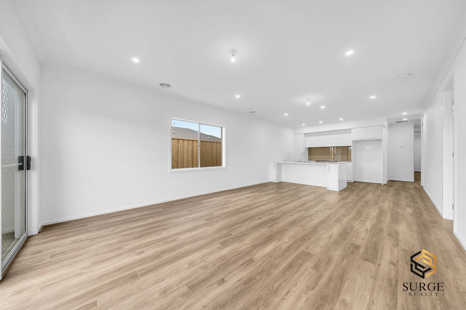 8 Petunia Crescent, Armstrong Creek