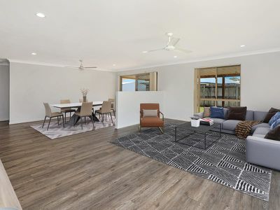 21 Pembroke Crescent, Sippy Downs
