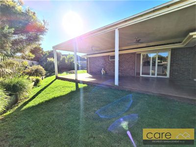9 Herrington Avenue, Carrum Downs