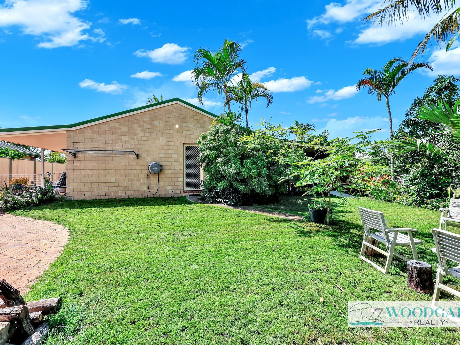 10 LORIKEET AVENUE, Woodgate
