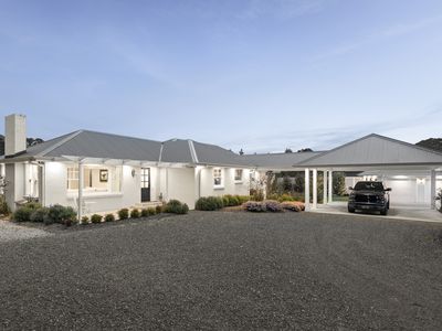 26 Honour Avenue, Mount Macedon