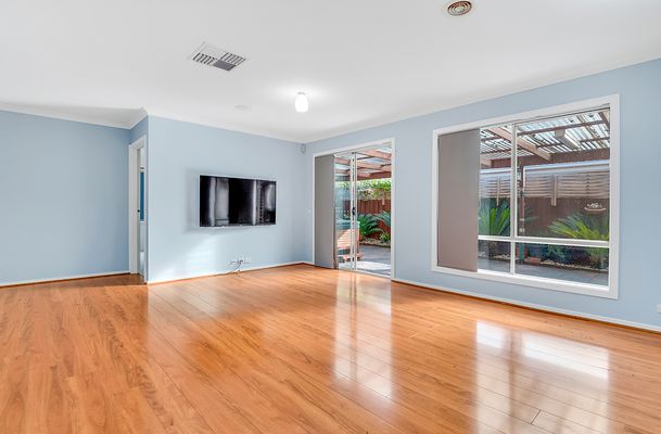 6 Hydra Court, Roxburgh Park