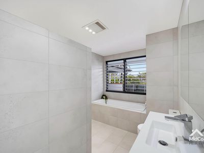 5 Surfriders Promenade, Forster