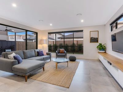 22 Dell Street, Rochedale