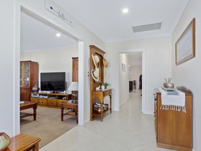 1 Lovelock Close, Normanville