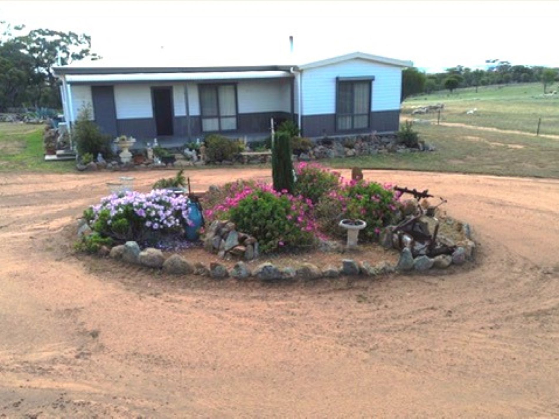 803 Snows Road, Gillimanning