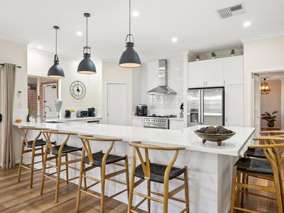 2 Anzio Court , Secret Harbour