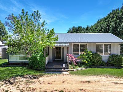 8 Seymour Street, Majors Creek