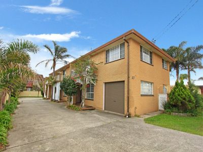 1 / 74 Peterborough Avenue, Lake Illawarra