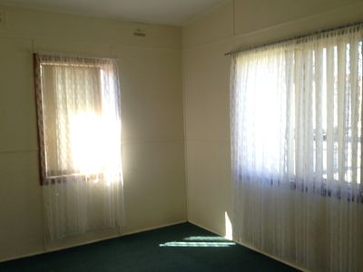 1 / 24 Addison Avenue, Lake Illawarra