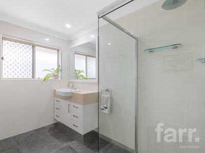 2 Cypress Court, Minyama