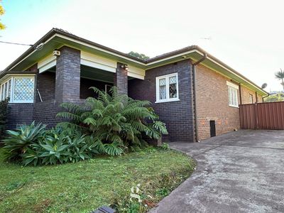 25 Auld Avenue, Eastwood
