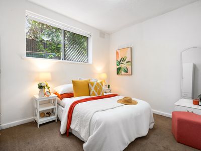 2 / 13 Burbank Avenue, Bedford Park