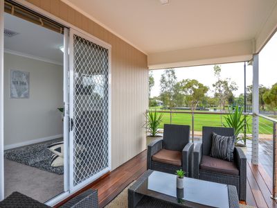 2 / 8 Tali Mews, Karlkurla