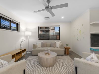 6 Lachlan Drive, Wakerley