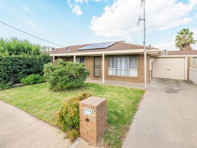2 / 49 Leithen Street, Shepparton