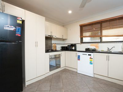 18D Somerset Crescent, South Hedland