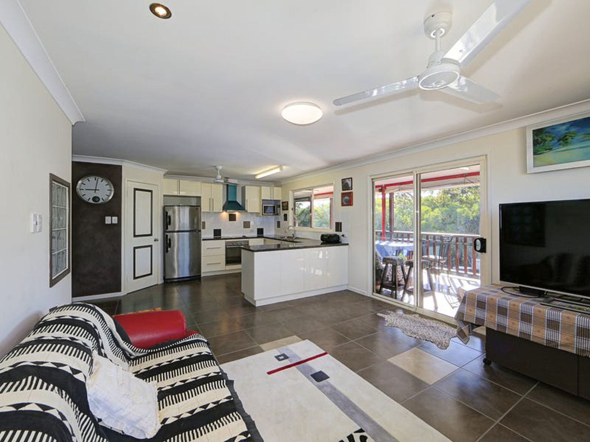 19 Ocean View Drive, Woodgate