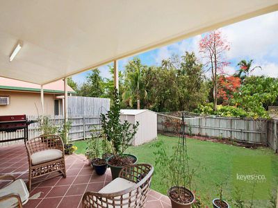 9 Harvard Street, Douglas