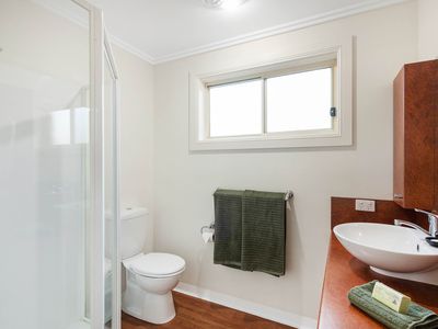 10B Elizabeth Parade, Tura Beach