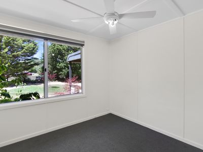 8 Seymour Street, Majors Creek