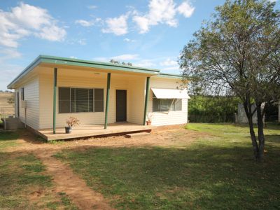 19-21 Golden Highway, Merriwa