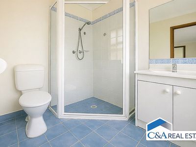 11 SKIPTON LANE, Prestons