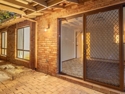 3 / 26 Earlston Way, Booragoon