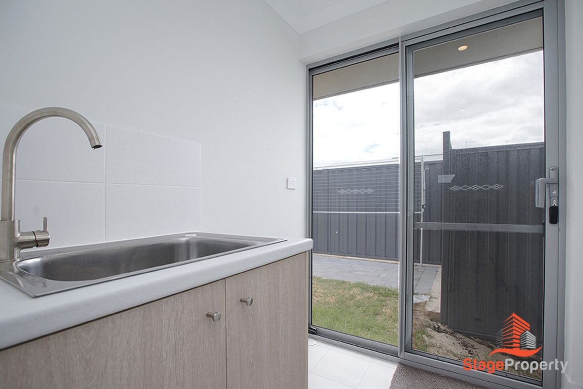 8 Hibiscus Street, Hammond Park