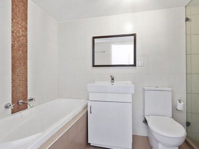 22 / 1 Carlton Parade, Carlton