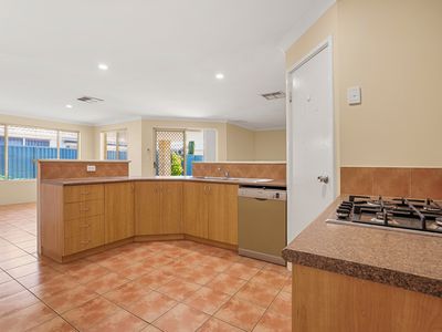 13 Valheru Avenue, Rockingham