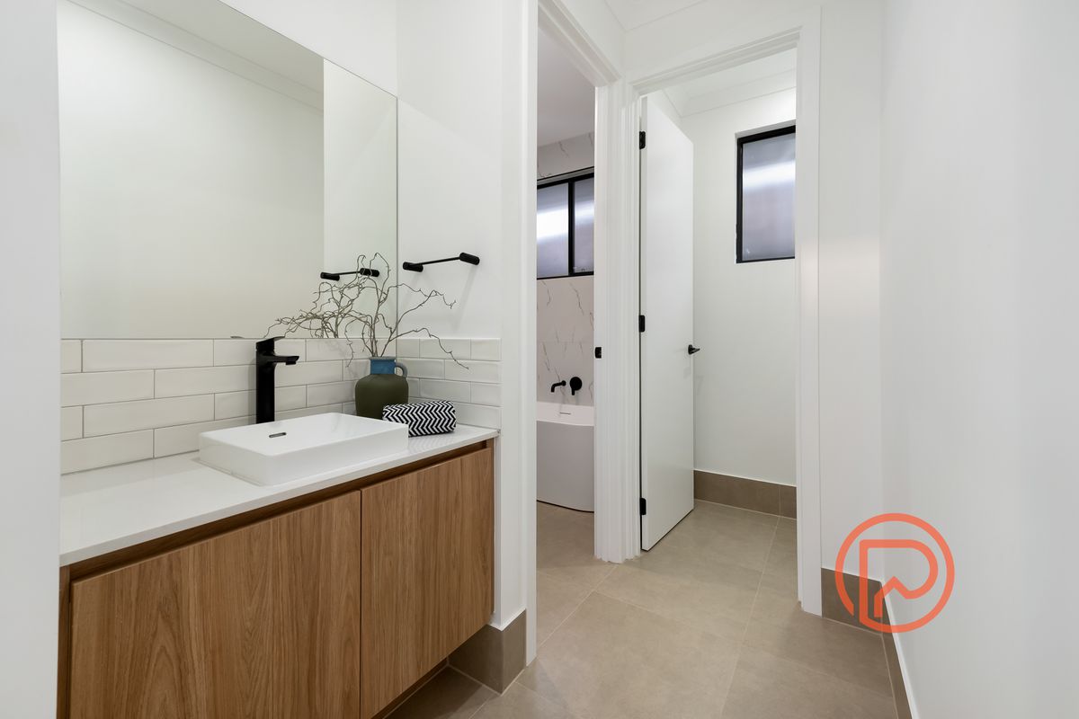 7 RAGLESS STREET, Munno Para West