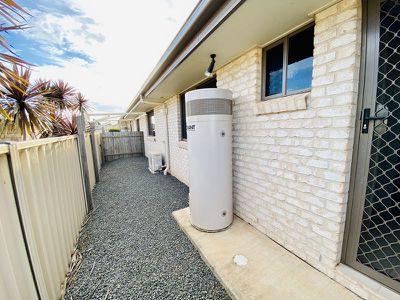 2 / 4 David Place, Kingaroy