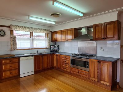 85 Bridge Road, Westmead