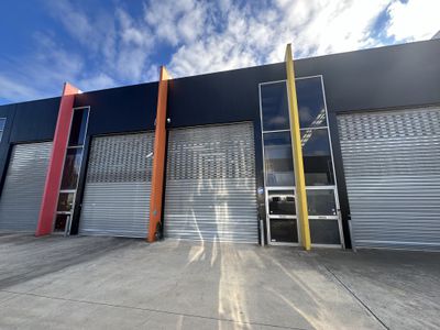 3 / 4 Weddel Court, Laverton North