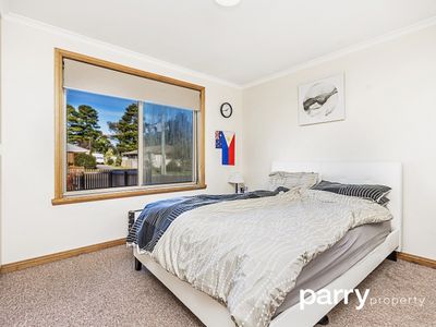 3/35-37 Parklands Prd, Newnham