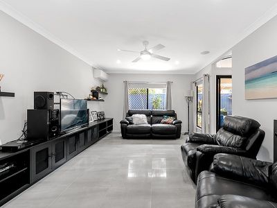 16 Pine Street, Jacobs Well