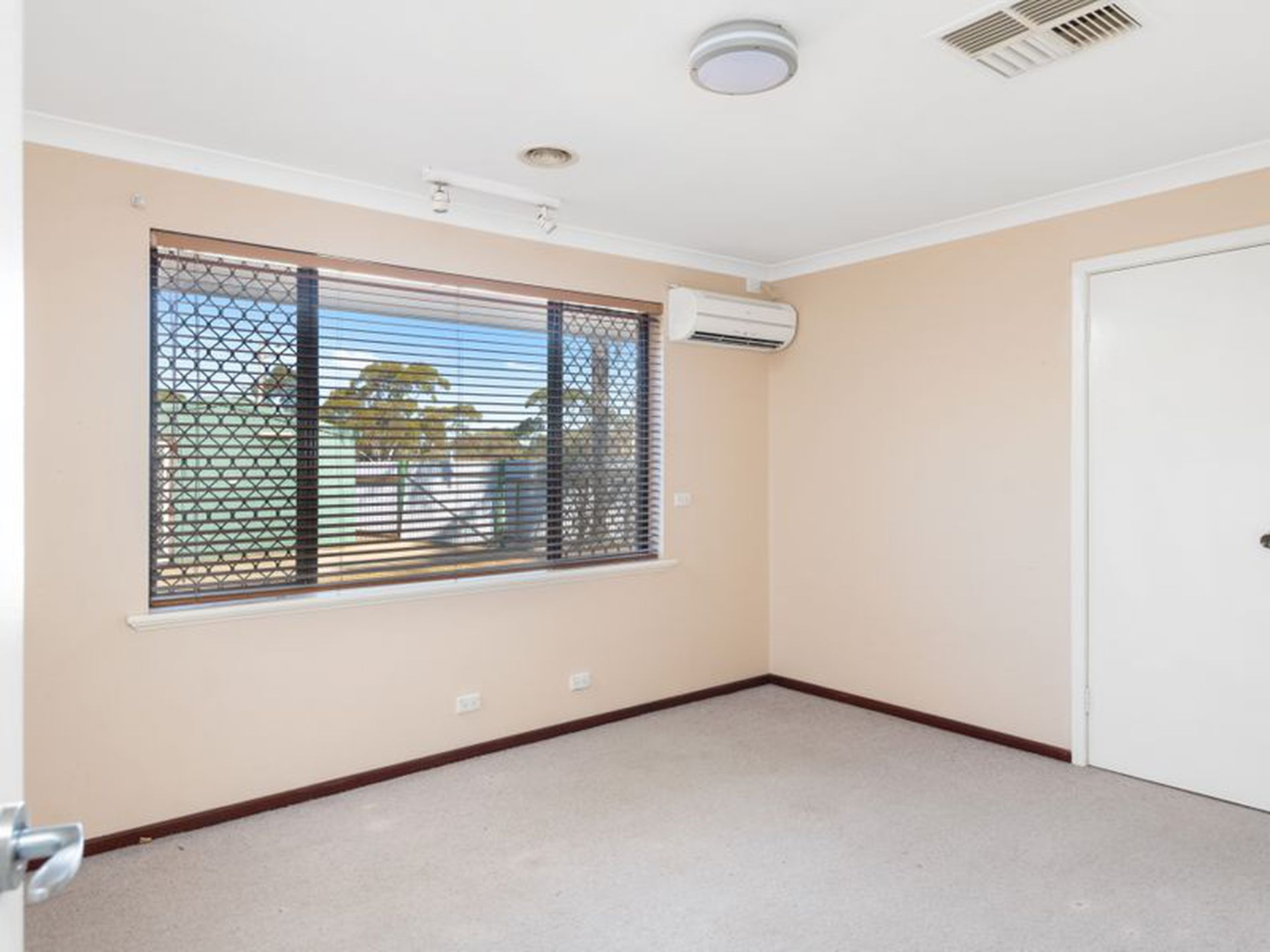 65 Hampden Street, South Kalgoorlie