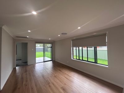36 Violet Circuit, Dubbo