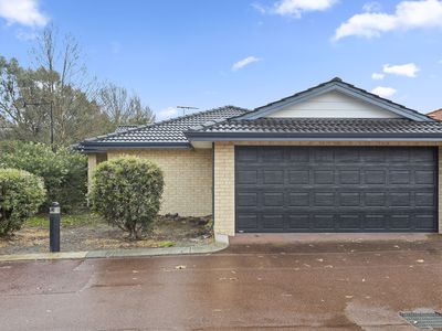 2 / 7 Barfield Road, Hammond Park