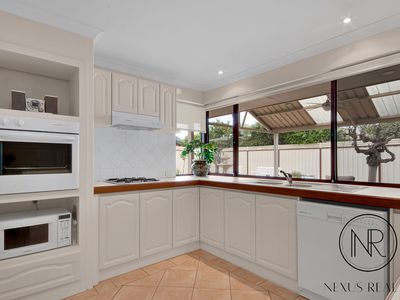5 Aruba Court, Southern River