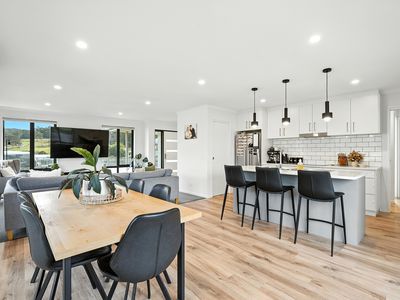 10 Fritton Drive, Dover