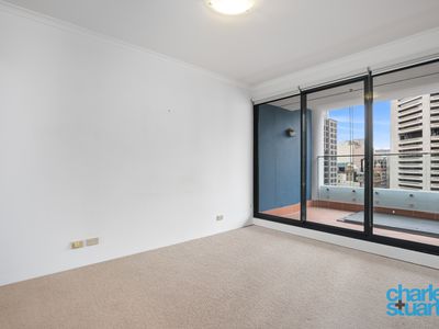 2202 / 1 Hosking Place, Sydney