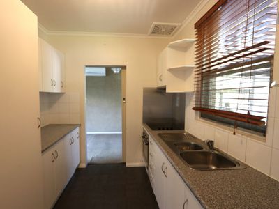 12 Pearce Crescent, Mount Gambier
